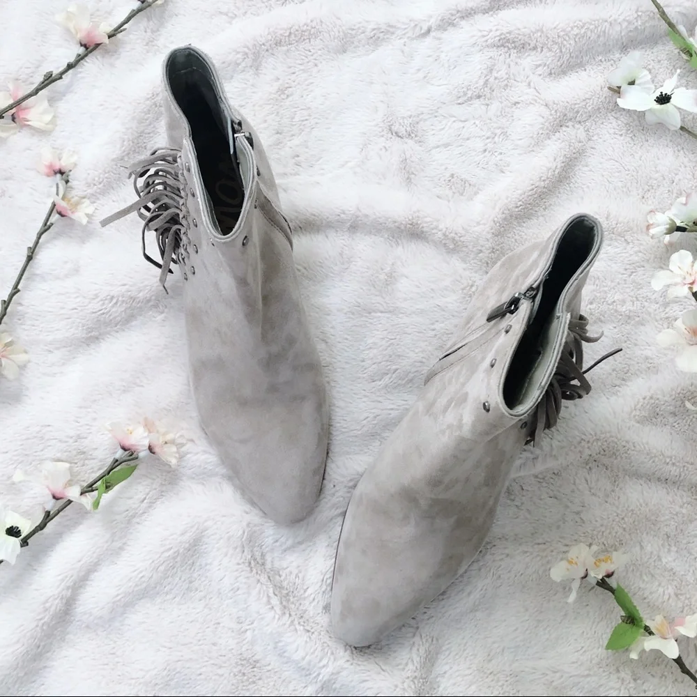 Sam Edelman | NWOT Rudie Studded Fringe Booties 7